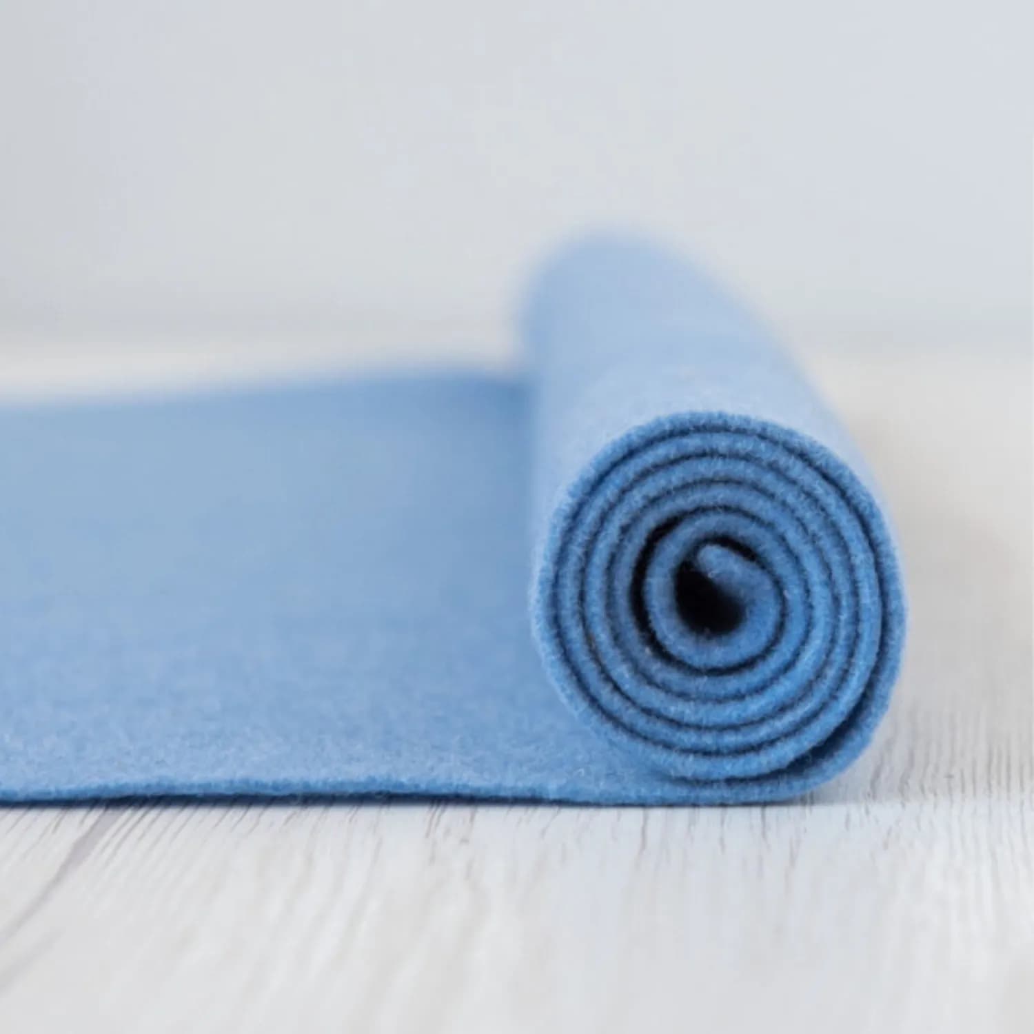 Fieltro lana color Prince — imagen 1